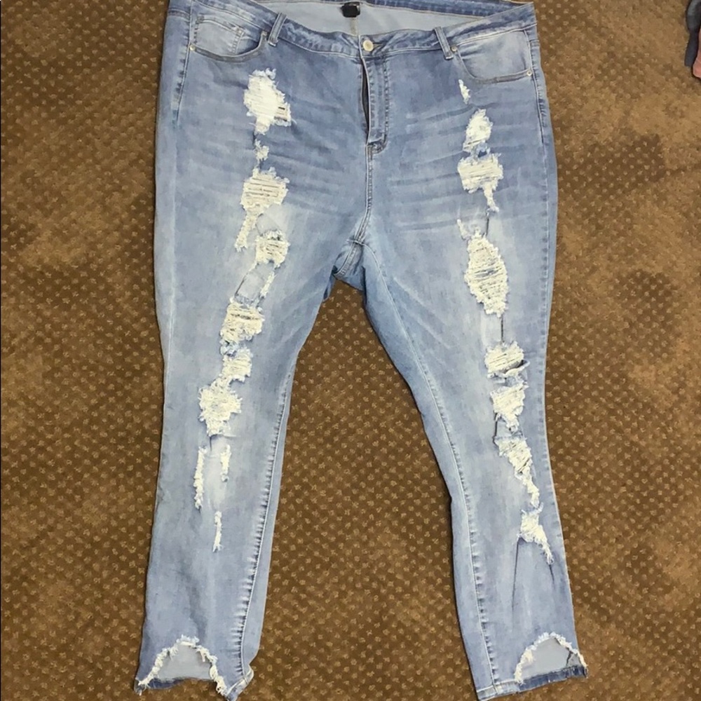 Fashion to Figure- Destructed jeans